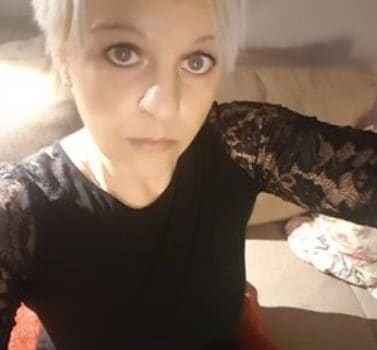 Scharfe Milf aus Dusiburg will Sex